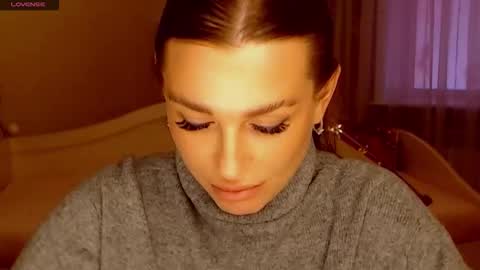 Snapshot of barbie_kiss1 chatting on 09.29.25 barbie online show from 09.29.25