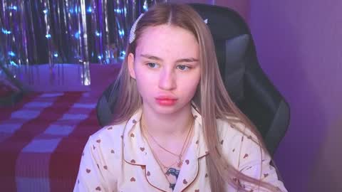 Eva online show from 12.31.24