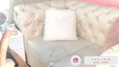Snapshot of barbiefox_ chatting on 02.20.25 barbiefox_ online show from 02.20.25