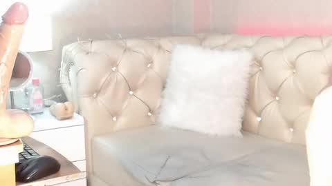 Snapshot of barbiefox_ chatting on 02.28.25 barbiefox_ online show from 02.28.25