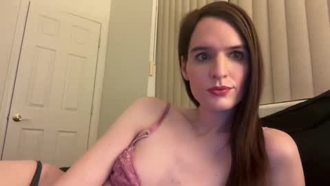 Snapshot of barbiejules chatting on 02.06.25 BarbieJules online show from 02.06.25