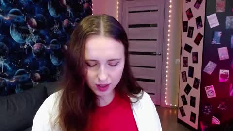 Snapshot of barbiepie chatting on 10.16.25 barbiepie online show from 10.16.25