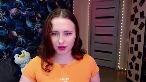 Snapshot of barbiepie chatting on 10.17.25 barbiepie online show from 10.17.25