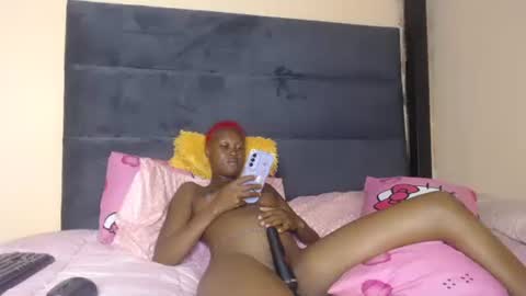 Snapshot of barbiex20 chatting on 10.15.25 barbiex20 online show from 10.15.25