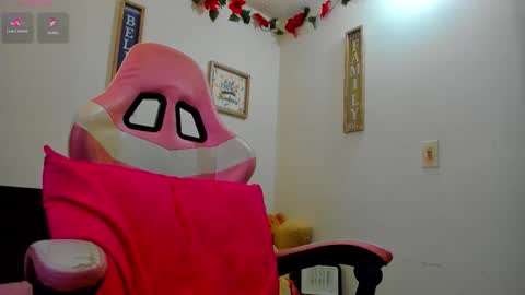 Snapshot of barby_cute chatting on 11.18.25 Barby Cute only fans online show from 11.18.25