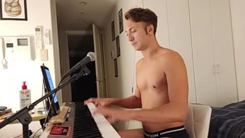 Snapshot of barebritpianist chatting on 10.04.25 BareBritPianist online show from 10.04.25