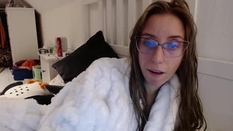 Lena online show from 11.30.25