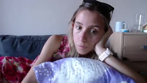 Lena online show from 06.08.26