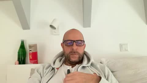 Snapshot of barny74 chatting on 10.27.25 barny74 online show from 10.27.25