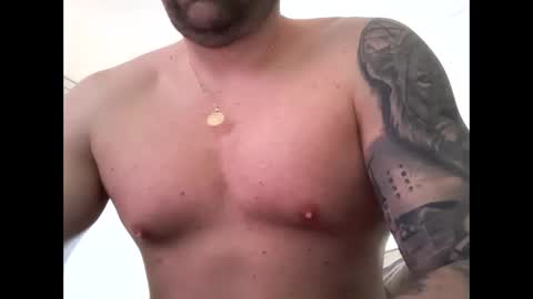 Snapshot of barrias23 chatting on 11.23.25 barrias23 online show from 11.23.25