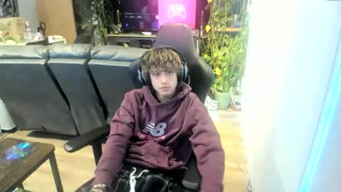 Snapshot of bashful4200 chatting on 02.23.26 ryan online show from 02.23.26