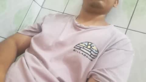 Snapshot of basic2001 chatting on 11.01.25 Marcos online show from 11.01.25