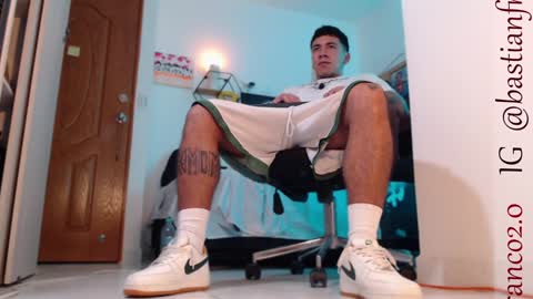 Bastian Independent Model online show from 12.19.24