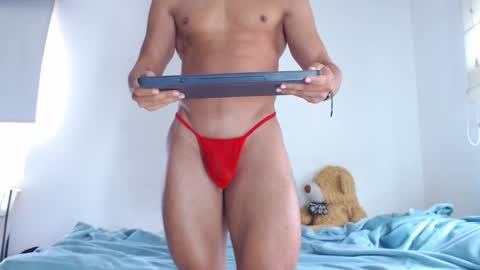 Bastian Maalouf  online show from 01.05.25