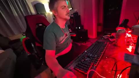 Snapshot of baterboy8687 chatting on 02.07.25 baterboy8687 online show from 02.07.25