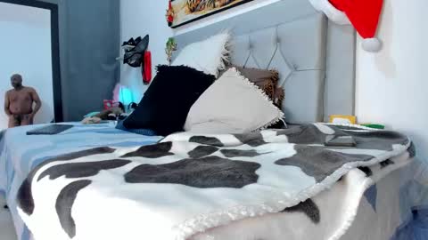 Idaly and Carlos online show from 12.14.24