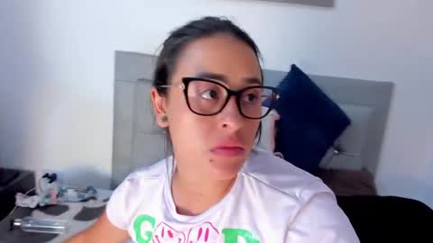 Idaly and Carlos online show from 09.10.25