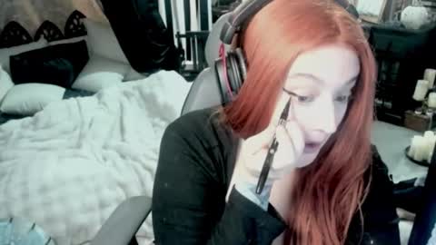 Snapshot of batstarial chatting on 12.05.25 Audrey online show from 12.05.25