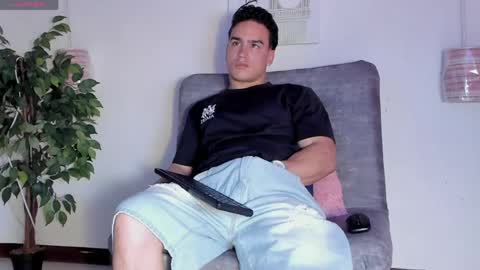 Snapshot of battista_turner chatting on 05.30.26 battista online show from 05.30.26