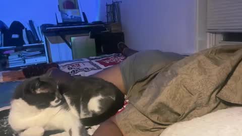 Snapshot of bb_boi326 chatting on 09.25.25 bb_boi326 online show from 09.25.25