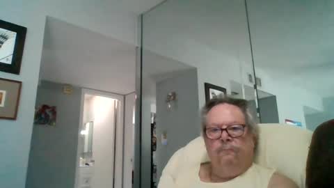 Single Grandpa in Florida. Love to C2C and have Fun Privately online show from 06.29.26