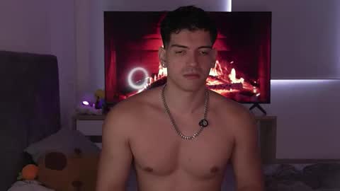 Valentino online show from 03.06.26