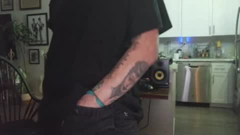 bbcdelux_ online show from 04.19.26