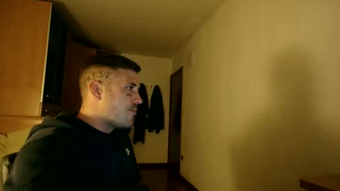 Snapshot of bbnamelezz chatting on 10.27.25 BB Namelezz online show from 10.27.25