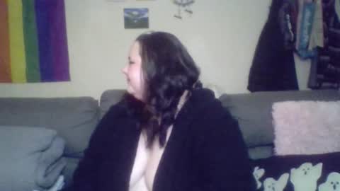 Snapshot of bbwbabe_freya chatting on 10.18.25 pixie online show from 10.18.25