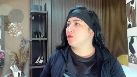 Snapshot of bbwluxurymuse chatting on 05.22.26 bbwluxurymuse online show from 05.22.26