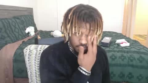 bby_julesss online show from 12.19.25