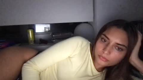 Snapshot of bbypiamia chatting on 10.16.25 bbypiamia online show from 10.16.25