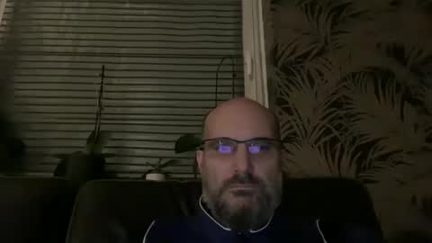 Snapshot of bcbg68 chatting on 12.14.25 bcbg68 online show from 12.14.25