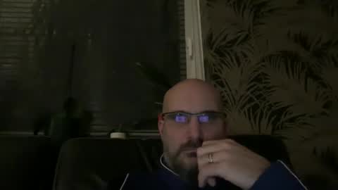 Snapshot of bcbg68 chatting on 12.17.25 bcbg68 online show from 12.17.25