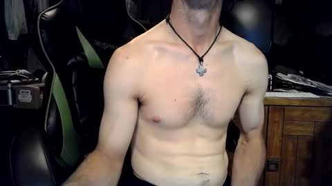 bchillin28 online show from 09.21.25