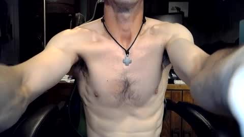 bchillin28 online show from 09.28.25