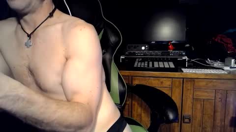 bchillin28 online show from 01.14.26