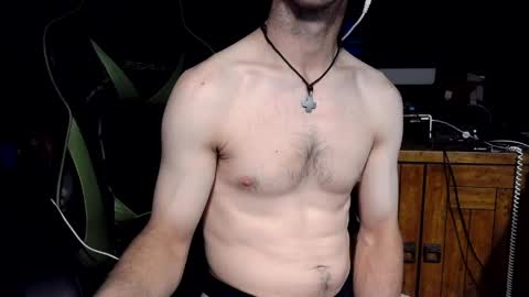 bchillin28 online show from 04.21.26