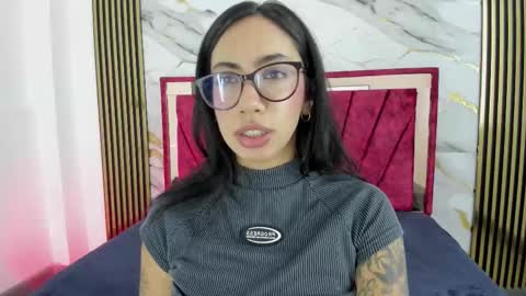 daniela villamizar online show from 09.25.25