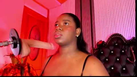 Snapshot of bdsm_ebony chatting on 07.30.26 Tanisha online show from 07.30.26