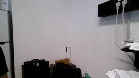 Snapshot of bdsm_s chatting on 06.23.26 bdsm_s online show from 06.23.26