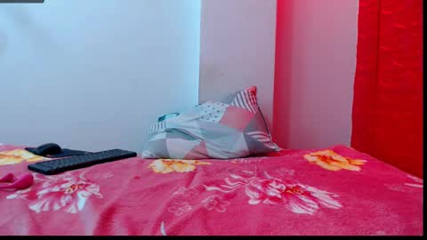 rever online show from 10.04.25