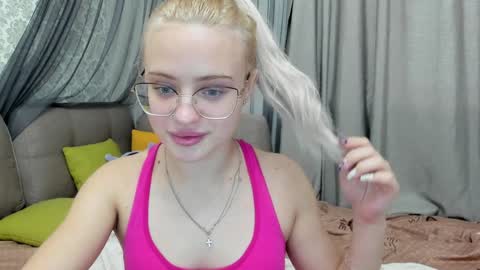 Snapshot of be_daddy chatting on 12.03.24 Summer BABY online show from 12.03.24