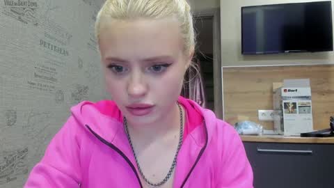 Snapshot of be_daddy chatting on 12.08.24 Summer BABY online show from 12.08.24