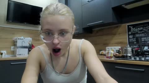 Snapshot of be_daddy chatting on 12.09.24 Summer BABY online show from 12.09.24