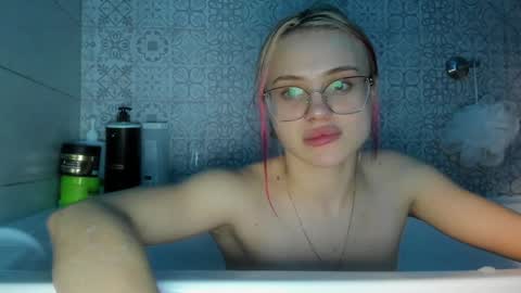 Snapshot of be_daddy chatting on 12.25.24 Summer BABY online show from 12.25.24