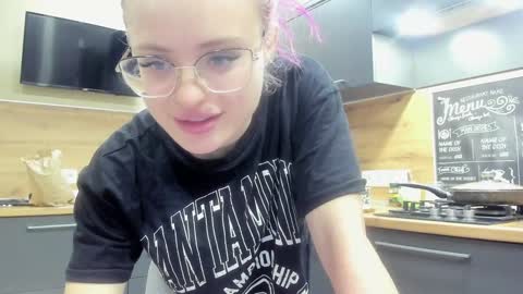 Snapshot of be_daddy chatting on 01.08.25 Summer BABY online show from 01.08.25