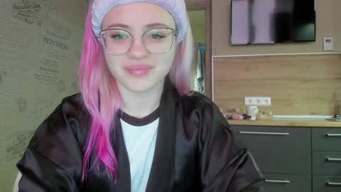 Snapshot of be_daddy chatting on 01.09.25 Summer BABY online show from 01.09.25