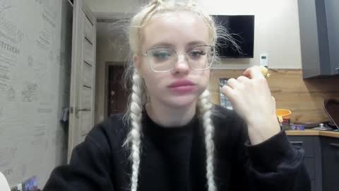 Snapshot of be_daddy chatting on 01.29.25 Summer BABY online show from 01.29.25