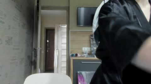 Snapshot of be_daddy chatting on 02.05.25 Summer BABY online show from 02.05.25